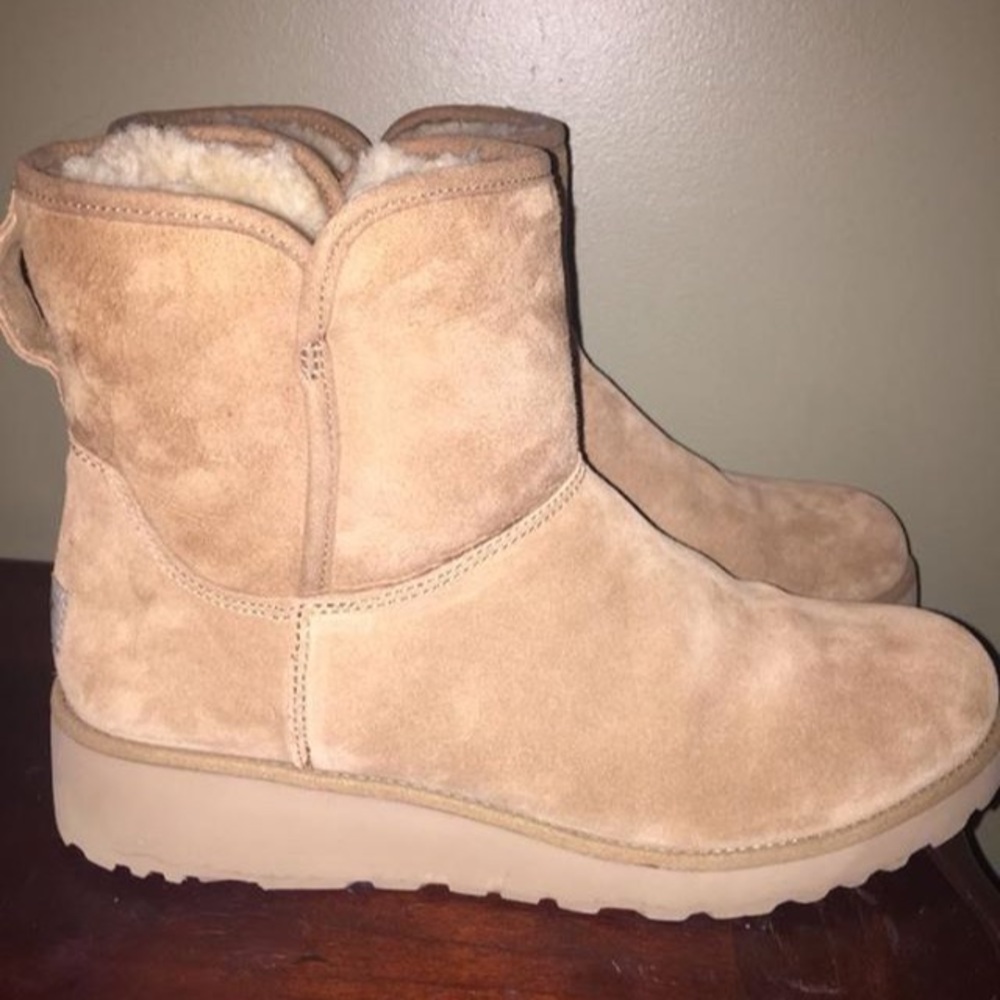 UGG Amie Wedge Bootie